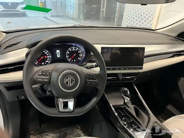 ام جي 5 شكل جديد 2025 8