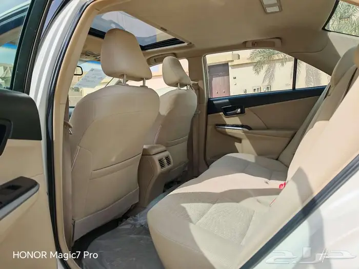 تويوتا كامري GLX موديل 2017 3