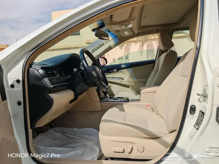 تويوتا كامري GLX موديل 2017 24