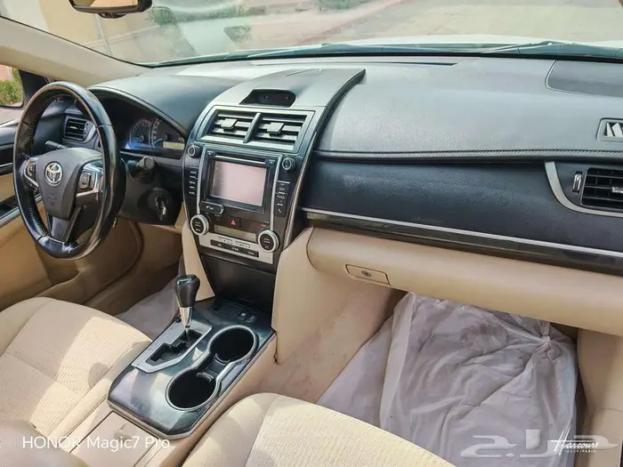 تويوتا كامري GLX موديل 2017 30