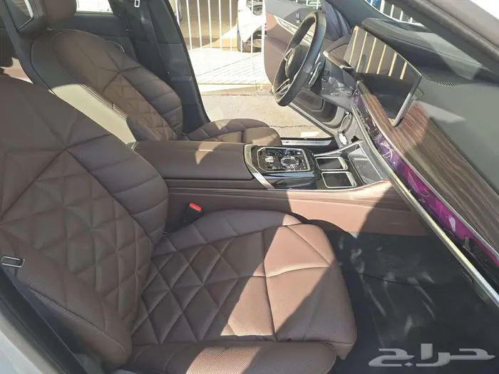 BMW 740i xDrive 2025 بي ام دبليو ممشى 15000 كيلو للاستيراد 16