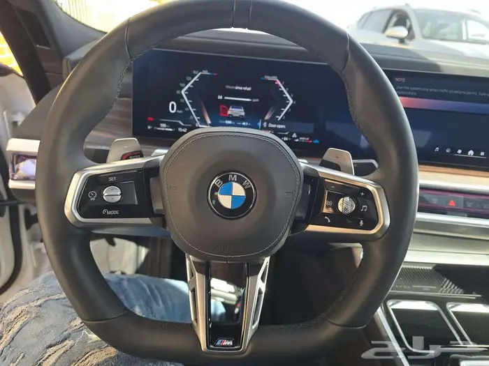 BMW 740i xDrive 2025 بي ام دبليو ممشى 15000 كيلو للاستيراد 17