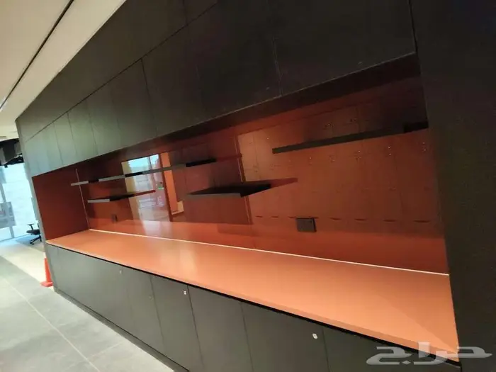 صيانة جميع انواع اعمال الديكور وجميع انواع الخشب 0