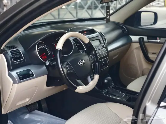 كيا سورنتو 2014 8