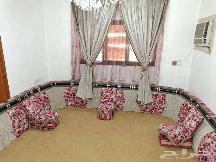 مجلس ارضي وستارة للبيع 3