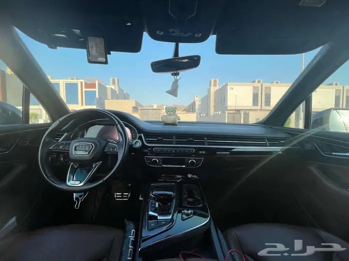 اودي كيو سفن الابواب شفط فل كامل علي صيانه الشركه موديل 2019 0