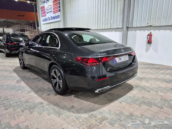 مرسيدس E200 2024-ممشى 9 الف 39