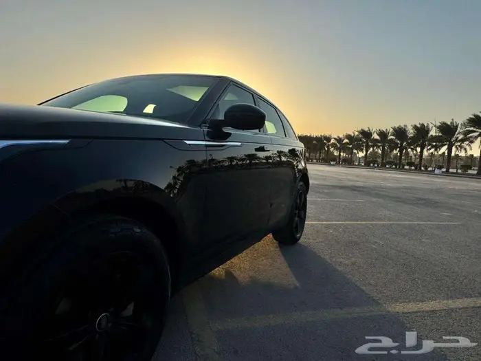 لاند روفر فيلار 2020 5