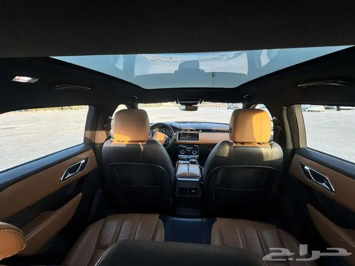 لاند روفر فيلار 2020 11