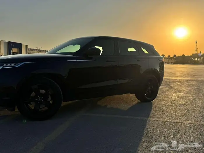 لاند روفر فيلار 2020 12