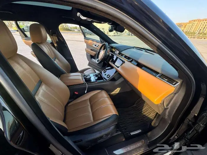 لاند روفر فيلار 2020 10