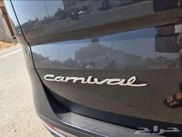 كيا كرنفال 2021 ex 13