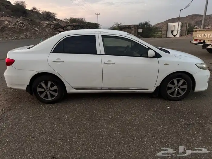 كورولا 2013 للبيع 5