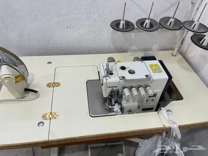 معدات خياطة ثياب رجالية للبيع 9