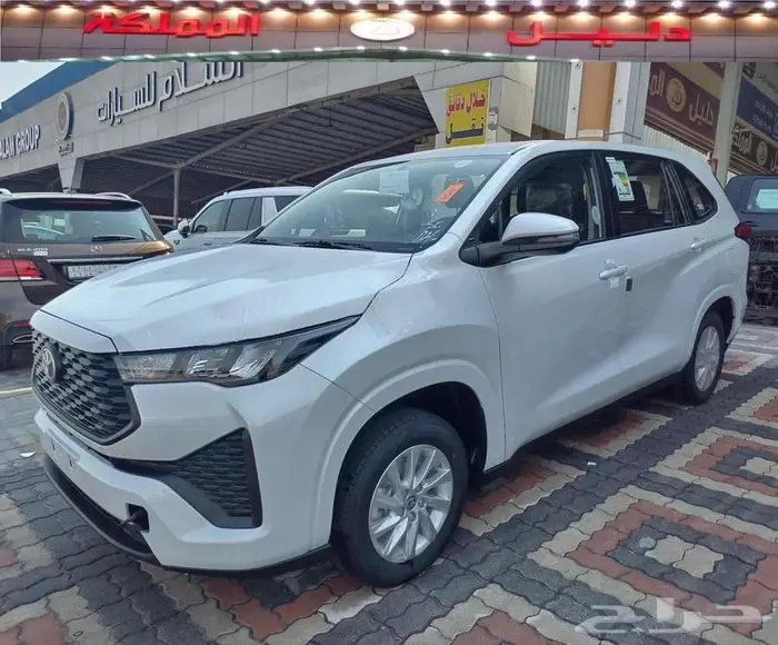 تويوتا انوفا 2026 بنزين GL 2.0 عبداللطيف جميل 0