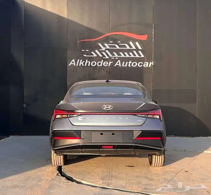 هيونداي النترا GLS 2026 لدى شركة عبدالمجيد الخضر 5