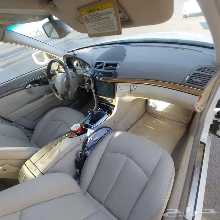 للبيع مرسيدس E240 موديل 2005 نظيفة جدا 9