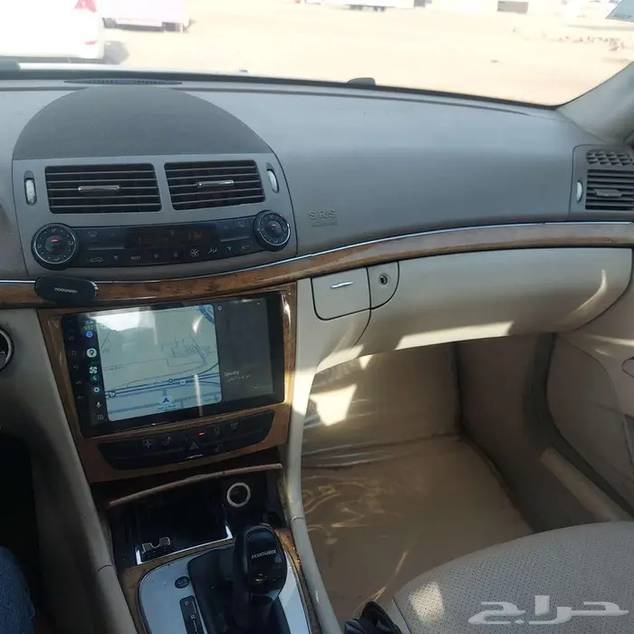 للبيع مرسيدس E240 موديل 2005 نظيفة جدا 12