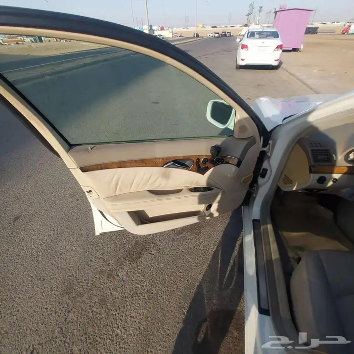 للبيع مرسيدس E240 موديل 2005 نظيفة جدا 13