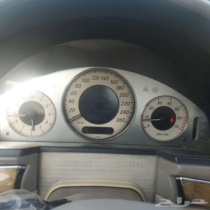 للبيع مرسيدس E240 موديل 2005 نظيفة جدا 16
