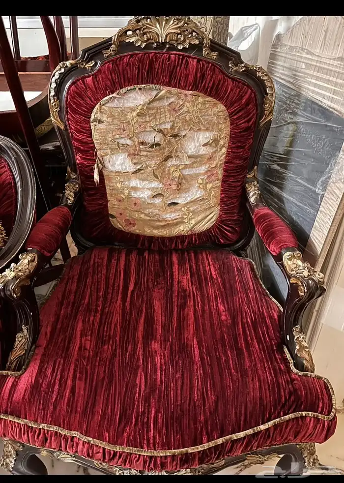 طقم كنب 3 قطع مستعمل للبيع 1