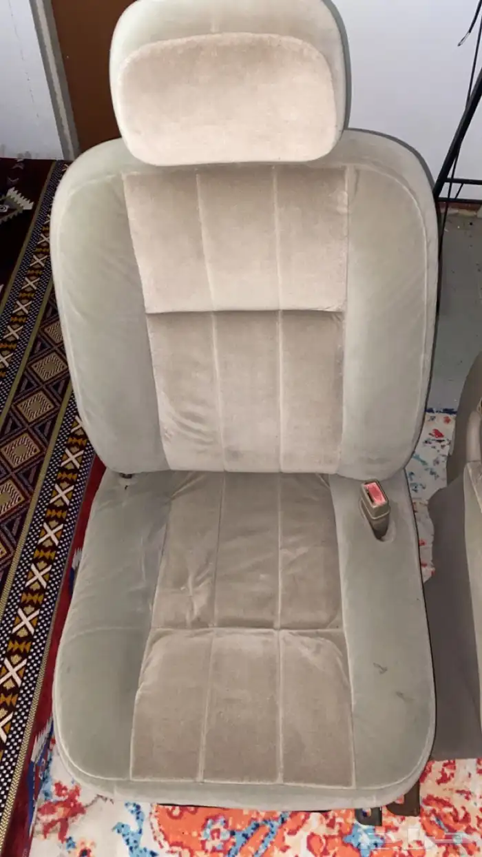 مقاعد فورد ماركيز 3