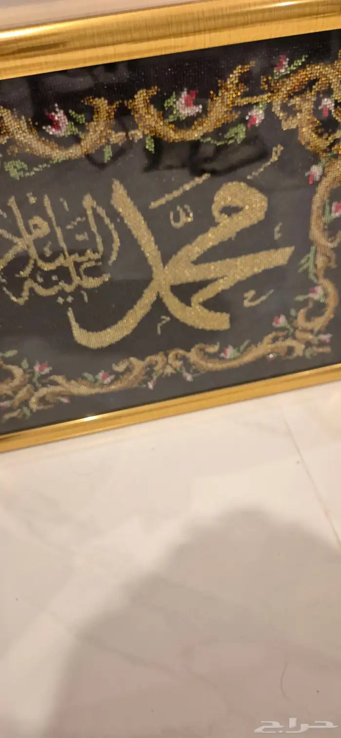 لوحات جداريه...شغل خرز كل القطعه..اسود وملون..ولوحة دهبي 1