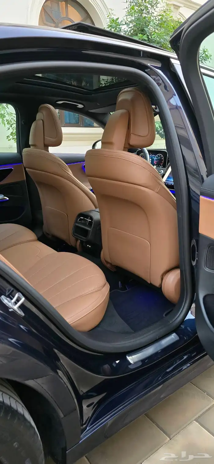 مرسيدس E200 موديل 2024 العداد 12 ألف كيلو فقط 34