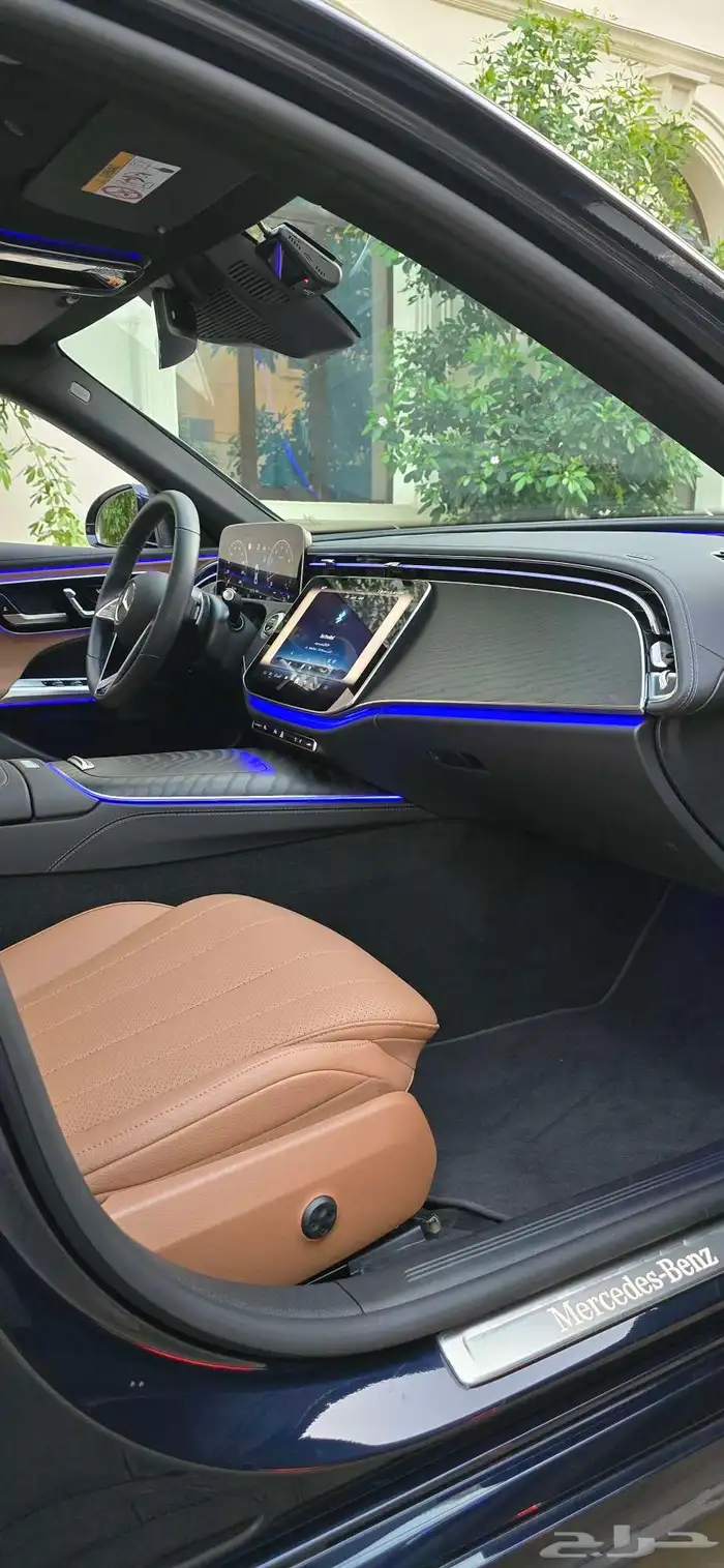 مرسيدس E200 موديل 2024 العداد 12 ألف كيلو فقط 32