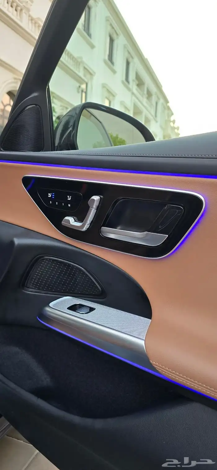 مرسيدس E200 موديل 2024 العداد 12 ألف كيلو فقط 33