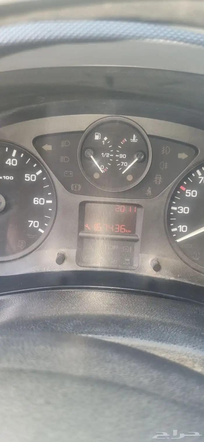 باص بيجو 2016 بضاعه 2