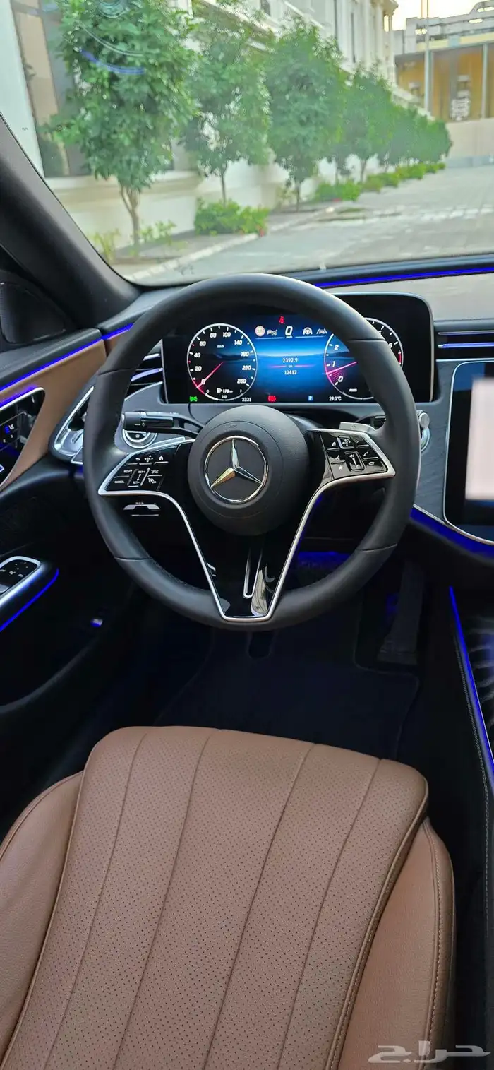 مرسيدس E200 موديل 2024 العداد 12 ألف كيلو فقط 24