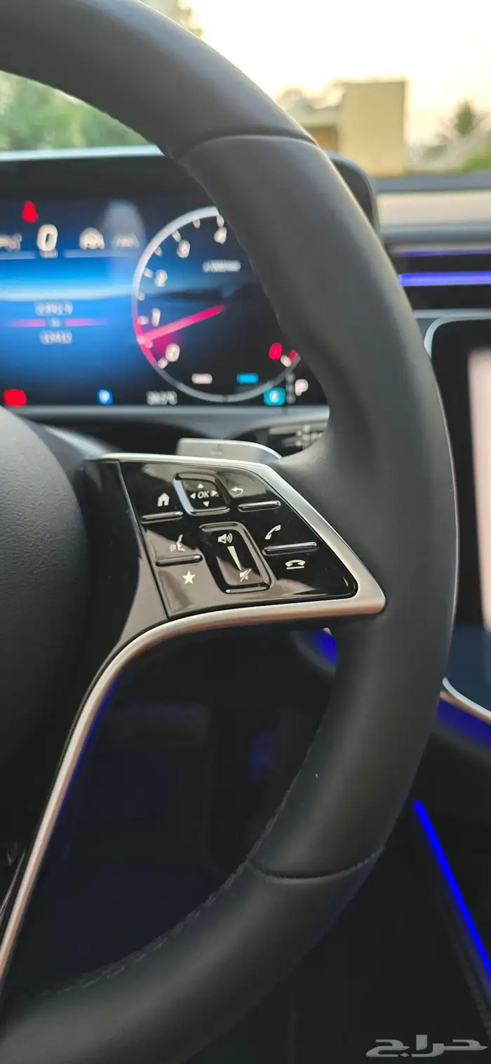 مرسيدس E200 موديل 2024 العداد 12 ألف كيلو فقط 28