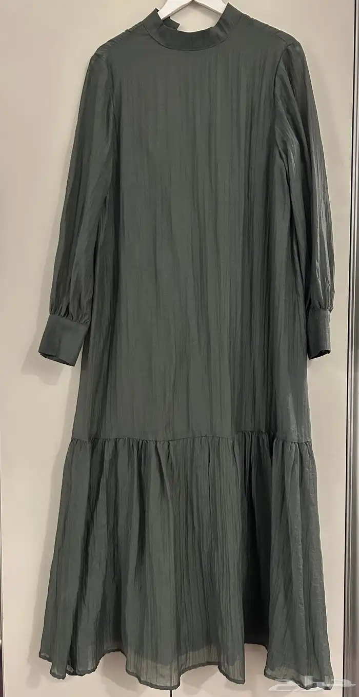 ملابس ومستلزمات نسائية للبيع المستعجل 0