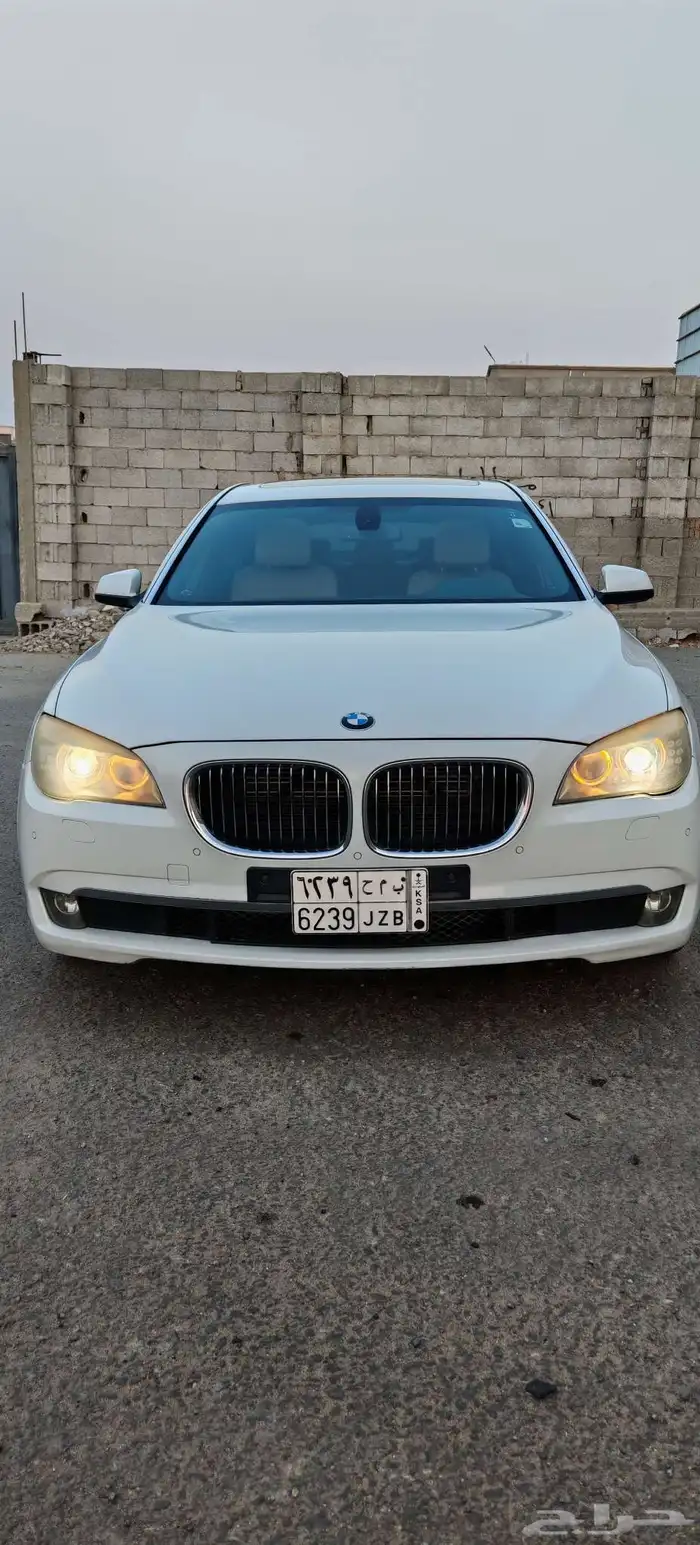 للبيع بي ام دبليو bmw 730 موديل 2012 4