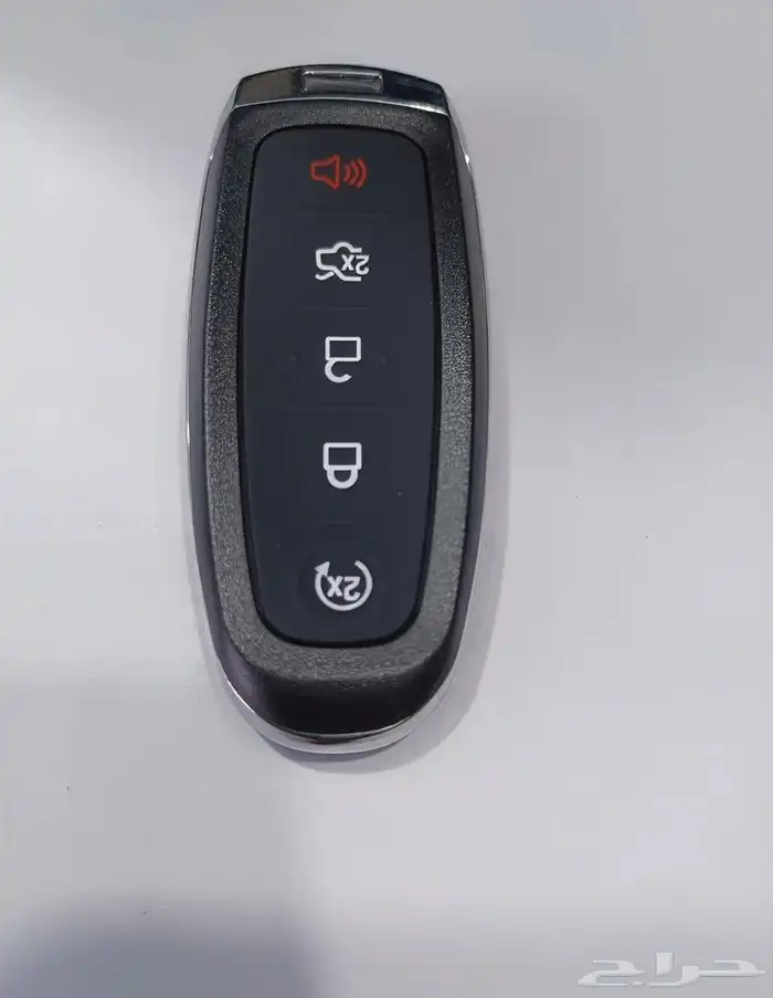 فني مفاتيح فتح أبواب وبرمجة مفاتيح السيارات 5