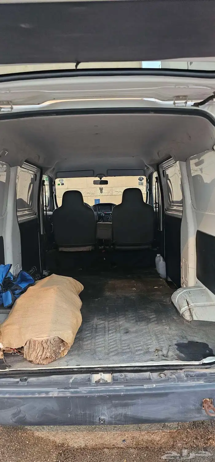 فان بضاعه ديهاتسو 2013 شبه مخزن 5