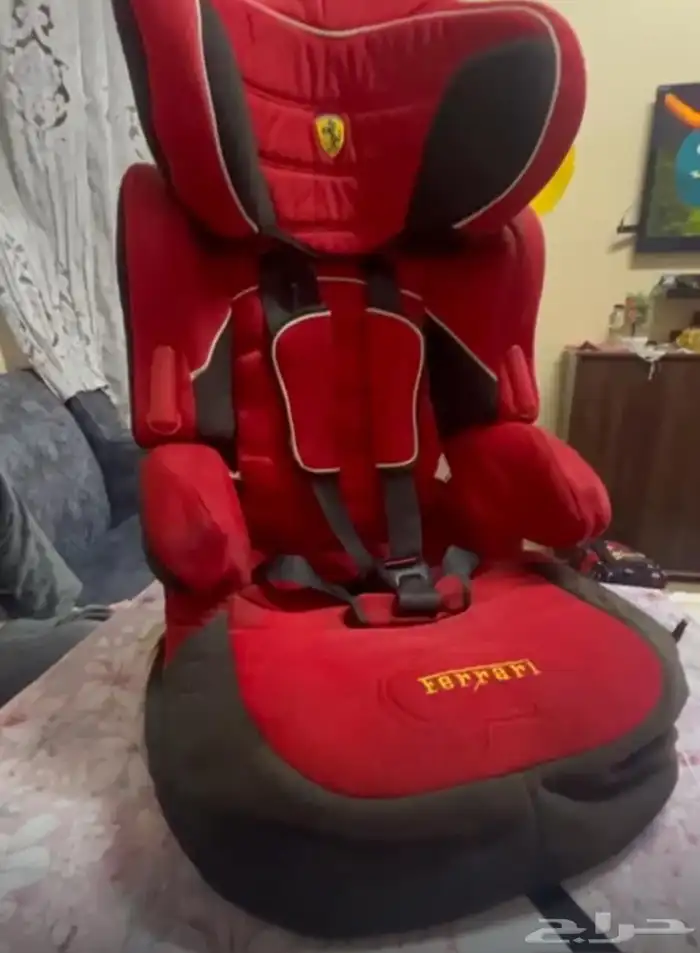 مقعد كرسي أطفال سيارة مستعمل للبيع 0
