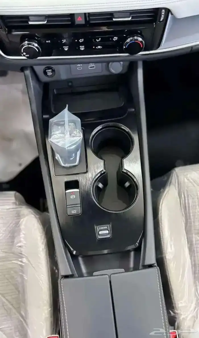 نيسان اكس تريل 1