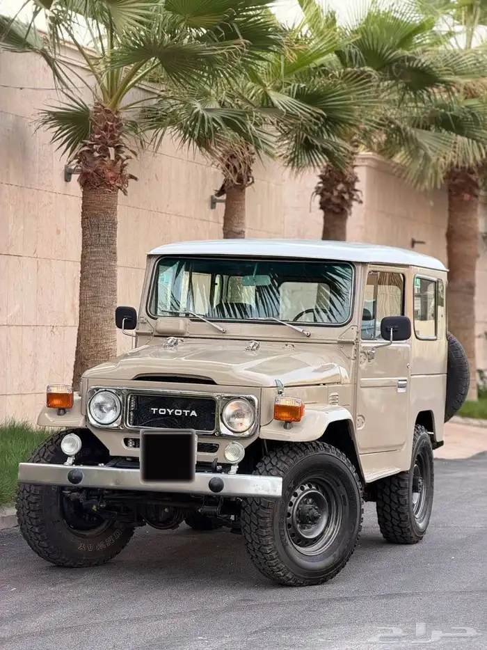 جيب تويوتا مقفص موديل 1981 مجدد شرط للبيع 0