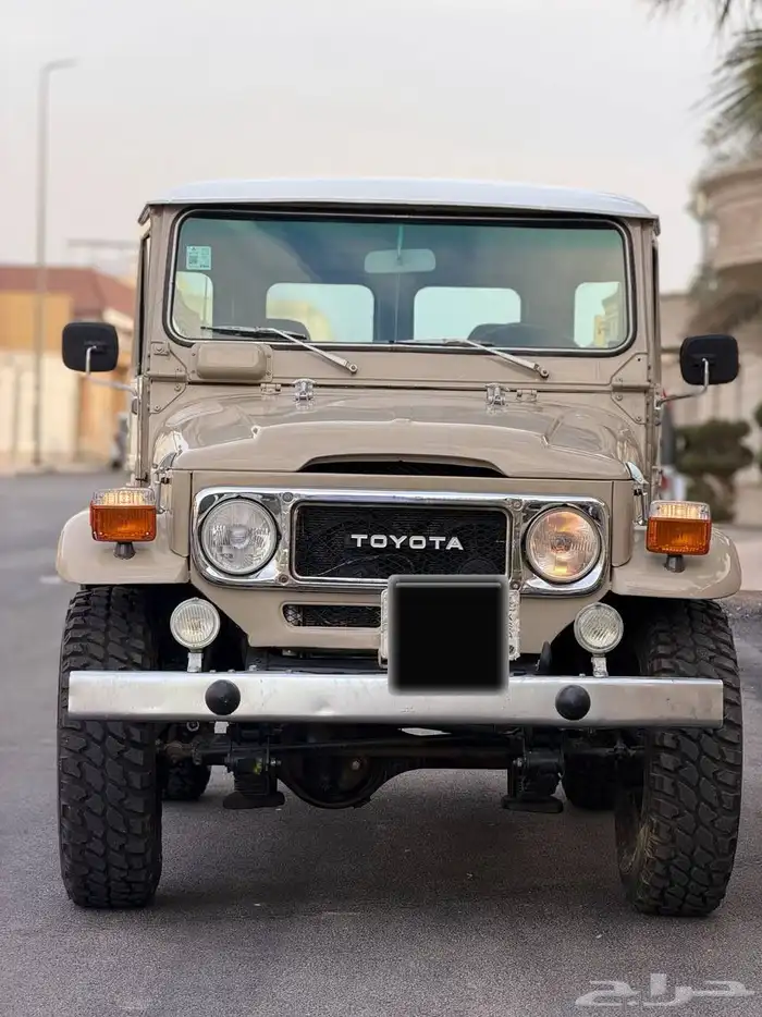 جيب تويوتا مقفص موديل 1981 مجدد شرط للبيع 26