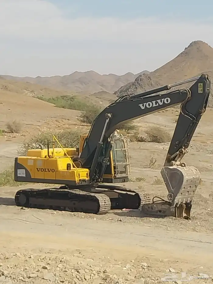 بكلينات للايجار موديل حديث سواقين رهص ثقيل معدات اتيوفي 3