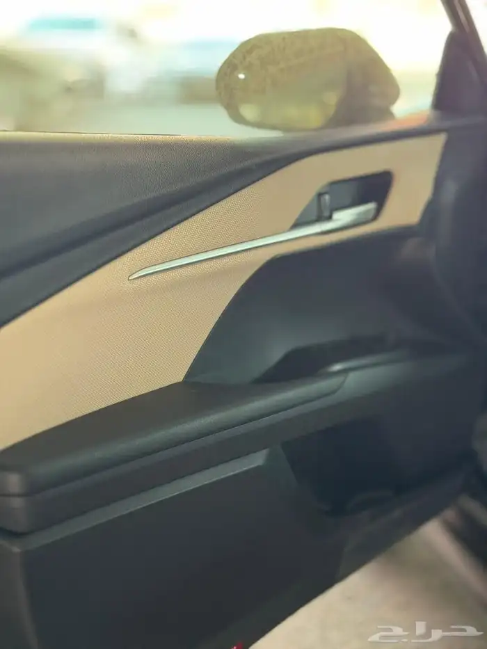 كامري E  استندر بنزين 2025 أقل سعر ( سعودي) 6