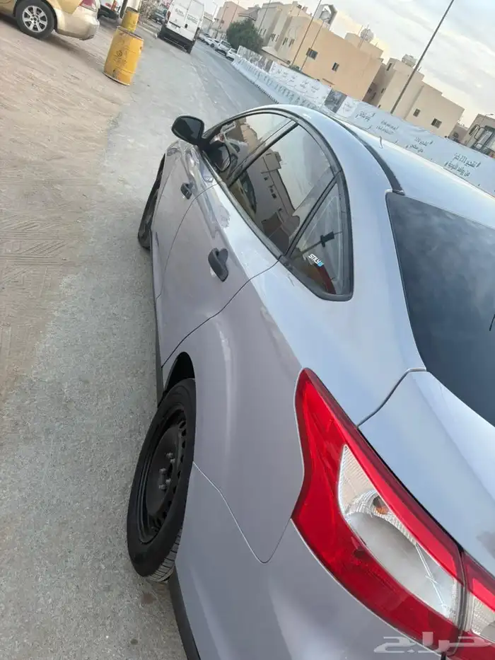 للبيع فورد 2014 مخزنه 16