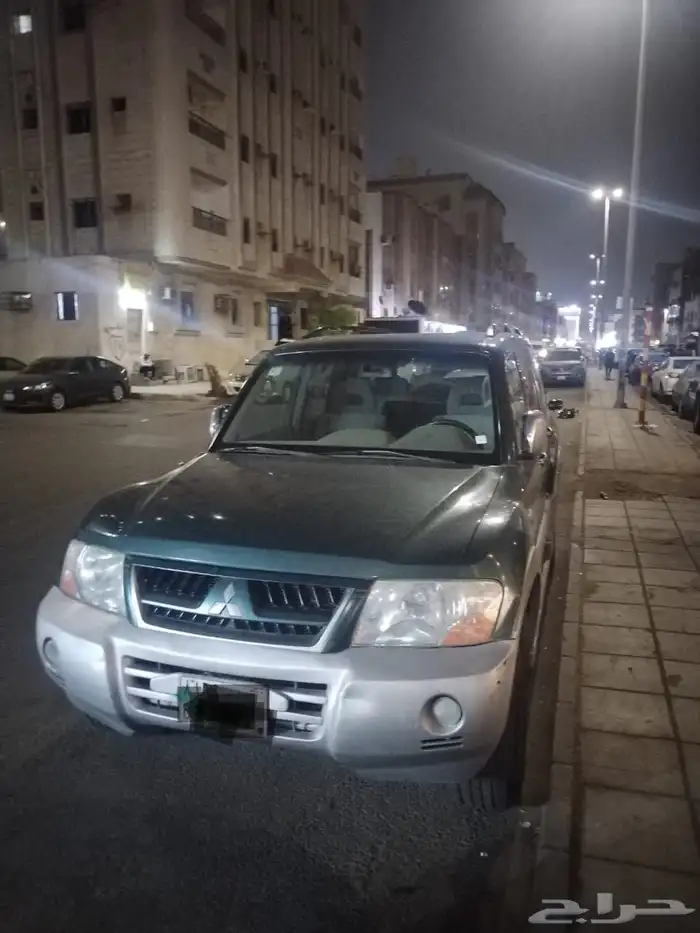 للبيع باجيرو كانت مخزنه بويه وكاله شبه جديد 1