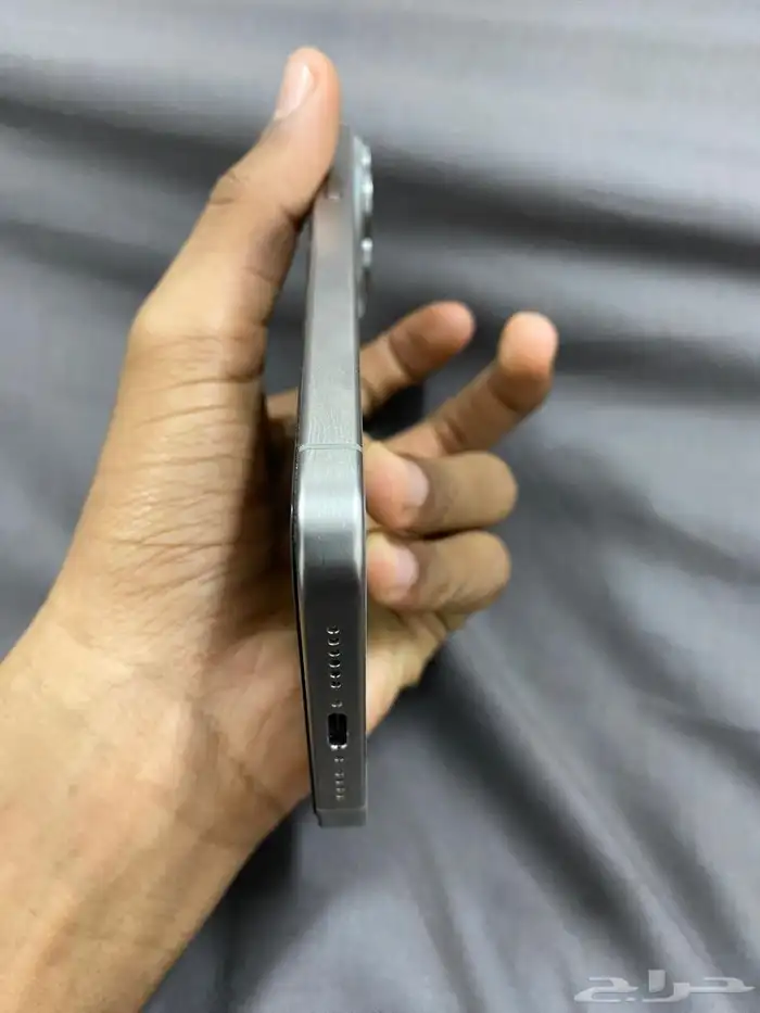 آيفون 15 برو ماكس القيقا 256 عدد دورات 741 8