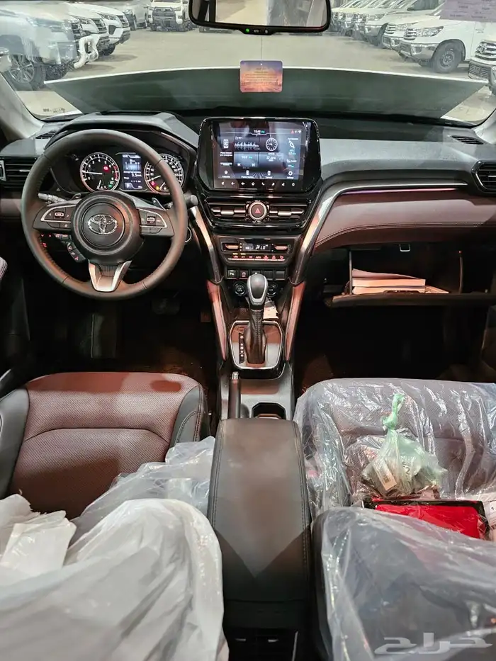 تويوتا اوربان كروز 2026 4