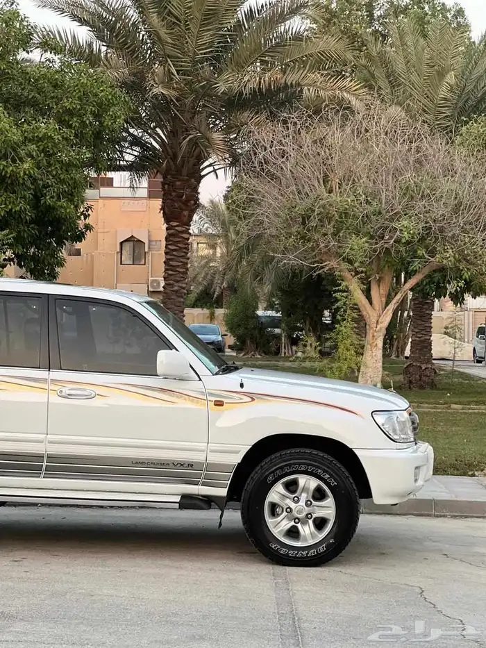 تويوتا لاند كروزر VXR 1999 محول 2007 7