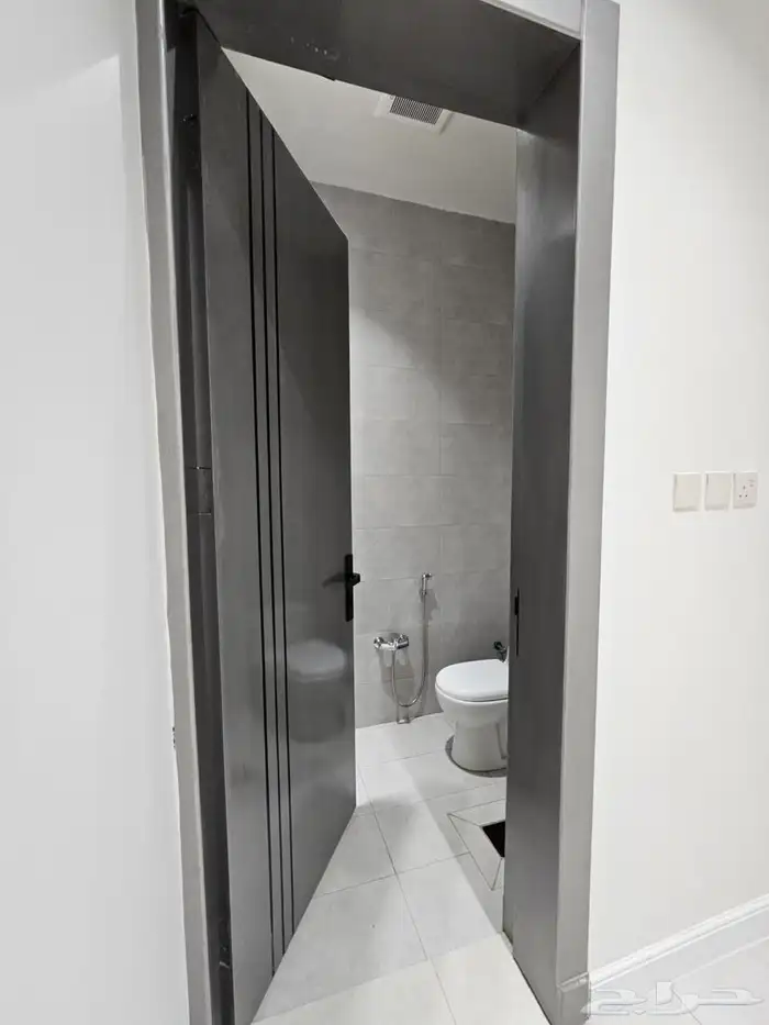 للبيع شقق علويه تشطيب عصري حيث في أبها حطين 14