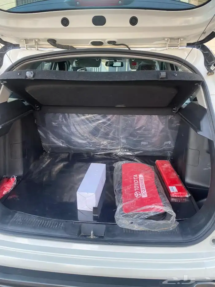 تايوتا اوربان كروز 2024 8